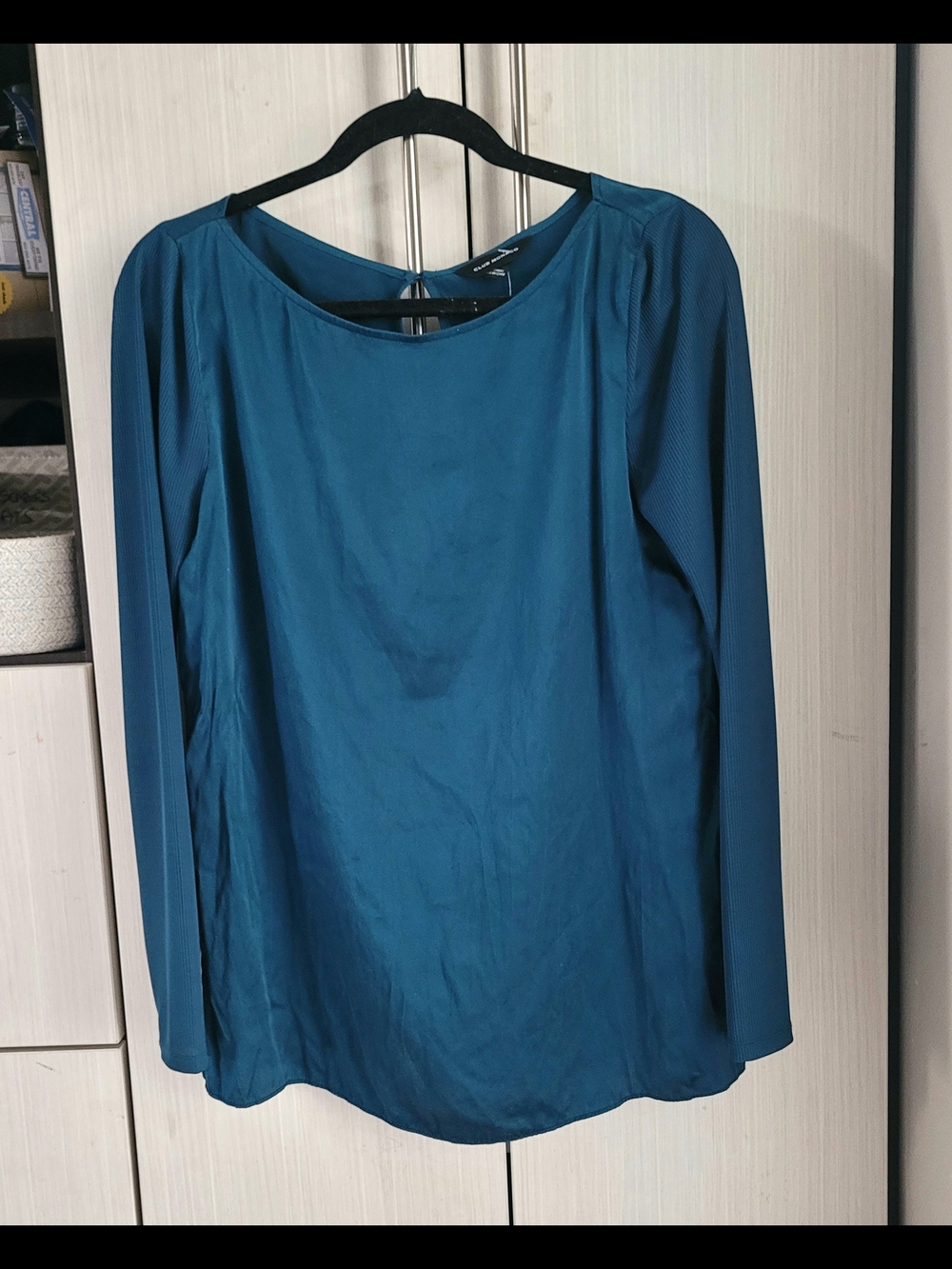 Club Monaco Silk Teal Long-Sleeve Scoop Neck Blouse